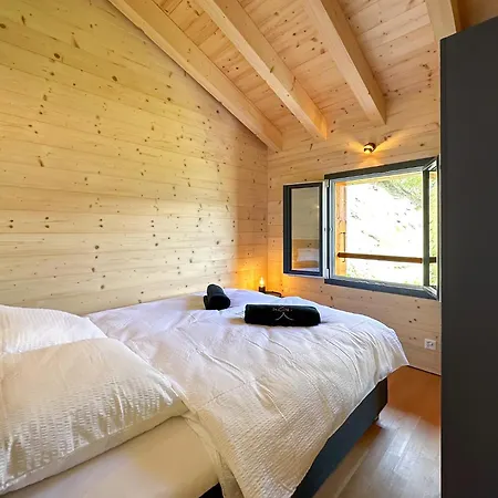 My Mountain Paradise - Swiss Alps シャレー *