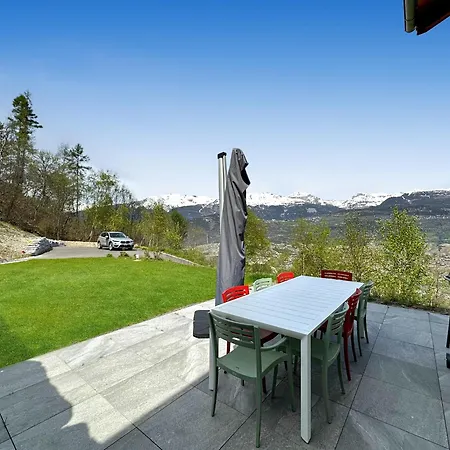 My Mountain Paradise - Swiss Alps Chalet