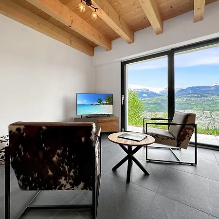 My Mountain Paradise - Swiss Alps Chalet *